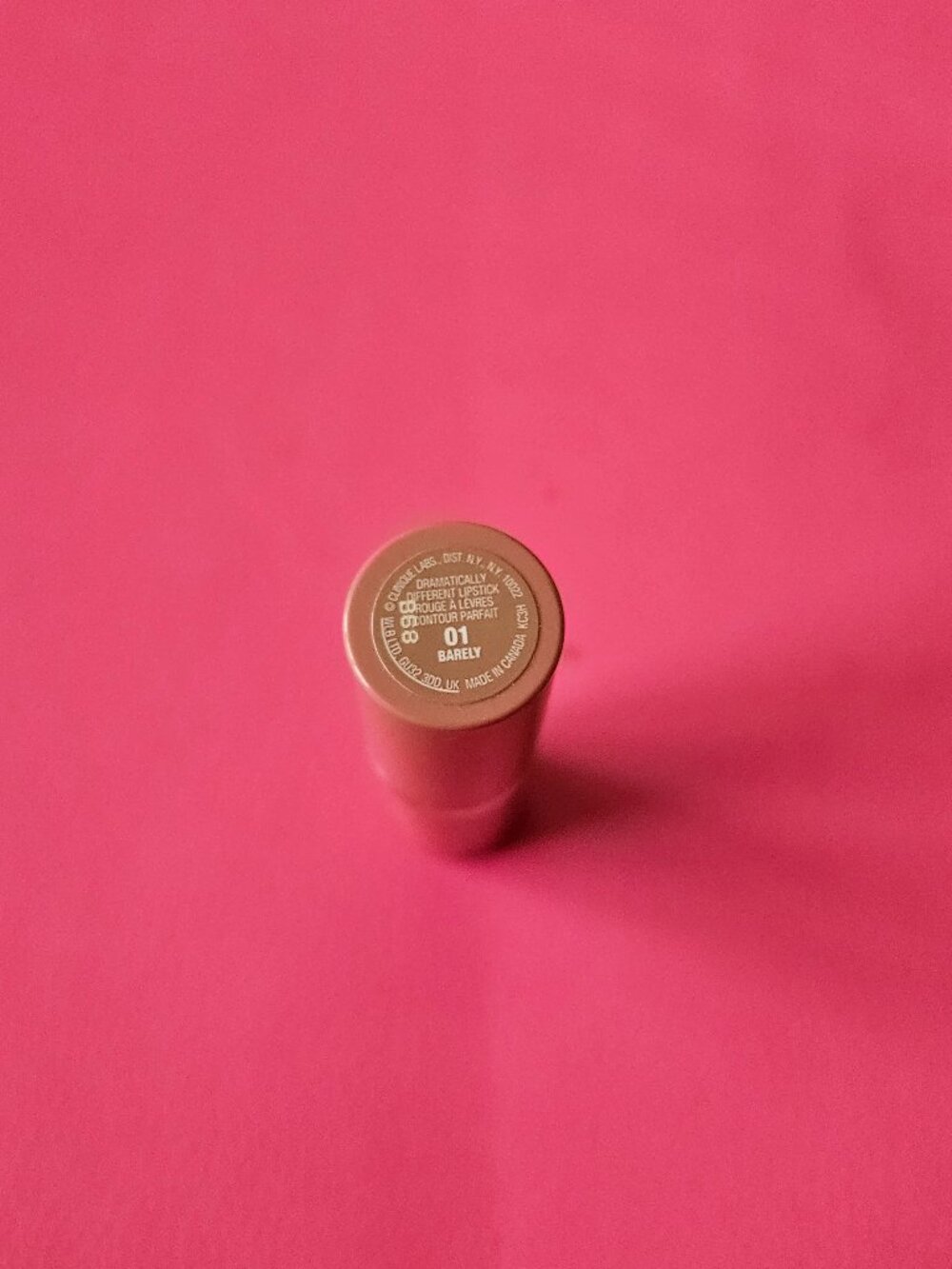 Clinique Dramatically Different Lipstick #01 Barely 0.1 oz 3g New